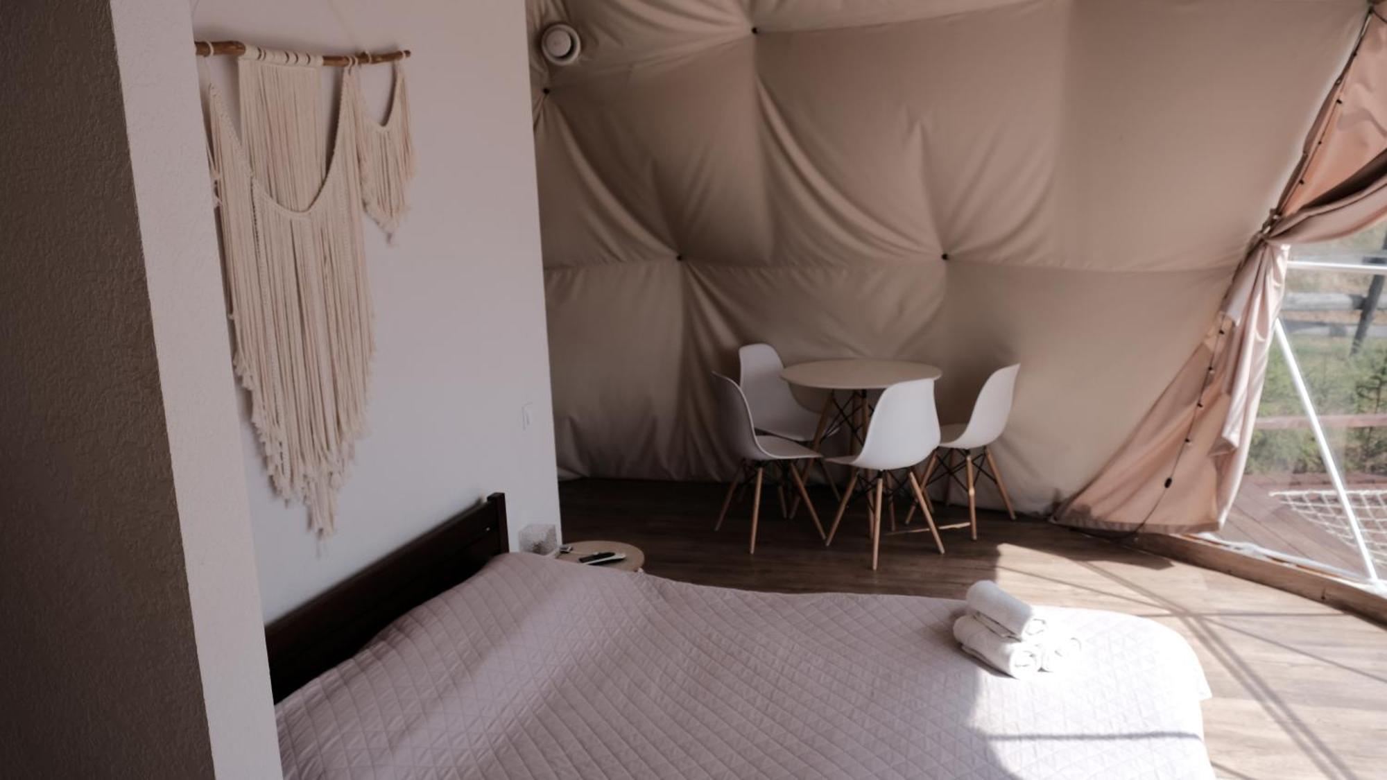 Глемпінг Де Вайб Hotell Vorokhta Rom bilde